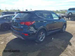 ✅ 2018 Hyundai Santa Fe 2.4L • VIN: 5NMZUDLB6JH105384 • Лот: 43462768. Опубликован ранее на IAAI с пробегом 121 156 миль. Бесплатный доступ к архиву аукционных продаж из США и подробный отчёт об истории автомобиля на DreamBid. Изображение 4.
