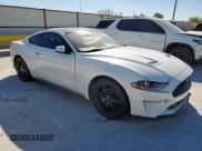 ✅ 2019 Ford Mustang EcoBoost • VIN: 1FA6P8TH2K5143193 • Lot: 90125565. Wystawiony na Copart z przebiegiem 107 509 mil. Bezpłatny archiwum sprzedaży aukcyjnych z USA i szczegółowy raport historii pojazdu na DreamBid. Zdjęcie 4.