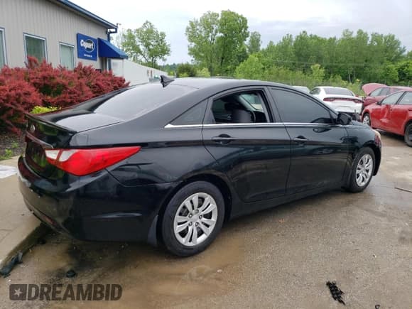 ✅ 2011 Hyundai Sonata GLS • VIN: 5NPEB4AC4BH098746 • Lot: 53999364. Listed on Copart with 149,997 mi. Free auction sales archive from the USA and detailed vehicle history report at DreamBid. Image 3.