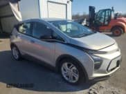 ✅ 2023 Chevrolet Bolt EV 1LT • VIN: 1G1FW6S04P4199963 • Lot: 44588125. Wystawiony na Copart z przebiegiem 26 953 mil. Bezpłatny archiwum sprzedaży aukcyjnych z USA i szczegółowy raport historii pojazdu na DreamBid. Zdjęcie 4.