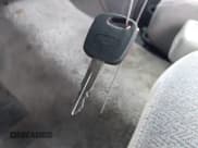 ✅ 1999 Ford Explorer XL • VIN: 1FMZU32X6XZB34133 • Lot: 41391700. Wystawiony na IAAI z przebiegiem 275 611 mil. Bezpłatny archiwum sprzedaży aukcyjnych z USA i szczegółowy raport historii pojazdu na DreamBid. Zdjęcie 11.