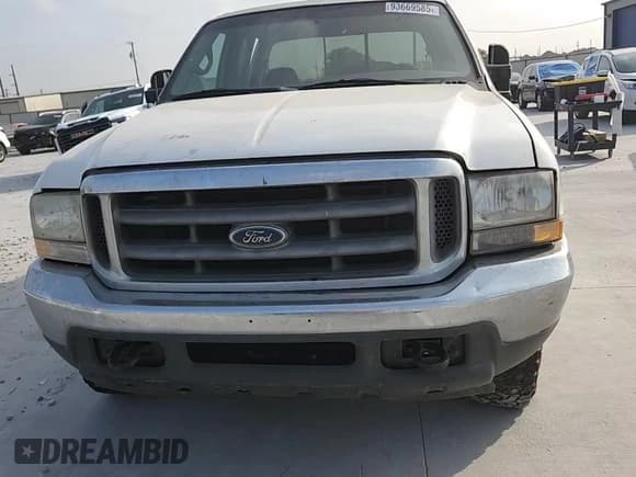 ✅ 2002 Ford F-250 XL • VIN: 1FTNW20F82EA21737 • Лот: 93669585. Опубликован ранее на Copart с пробегом 241 098 миль. Бесплатный доступ к архиву аукционных продаж из США и подробный отчёт об истории автомобиля на DreamBid. Изображение 13.