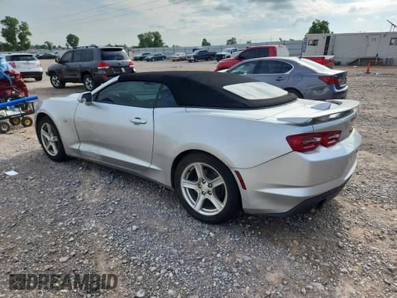 2019 Chevrolet Camaro 1LT с VIN 1G1FB3DX1K0114288, выставлен на аукционе Copart как лот 63510685 с пробегом 99 159 миль миль и Списание • Salvage title. История ставок и продаж доступна на DreamBid. Изображение 2.