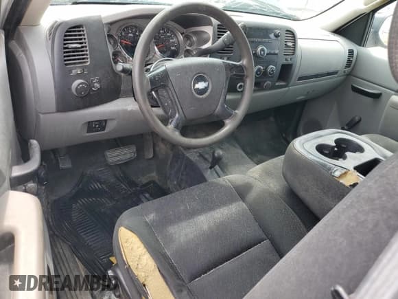 ✅ 2013 Chevrolet Silverado 2500HD Work Truck • VIN: 1GC0KVCG1DF176641 • Lot: 57425785. Wystawiony na Copart z przebiegiem 195 846 mil. Bezpłatny archiwum sprzedaży aukcyjnych z USA i szczegółowy raport historii pojazdu na DreamBid. Zdjęcie 8.