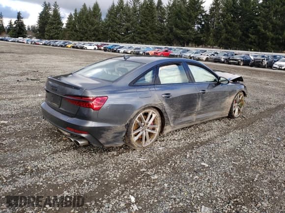 ✅ 2021 Audi S6 Prestige • VIN: WAUFFAF29MN065572 • Лот: 79905403. Опубликован ранее на Copart с пробегом 39 627 миль. Бесплатный доступ к архиву аукционных продаж из США и подробный отчёт об истории автомобиля на DreamBid. Изображение 3.