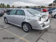 ✅ 2010 Toyota Corolla LE • VIN: 2T1BU4EE4AC445776 • Лот: 43735654. Опубликован ранее на IAAI с пробегом 102 262 миль. Бесплатный доступ к архиву аукционных продаж из США и подробный отчёт об истории автомобиля на DreamBid. Изображение 3.
