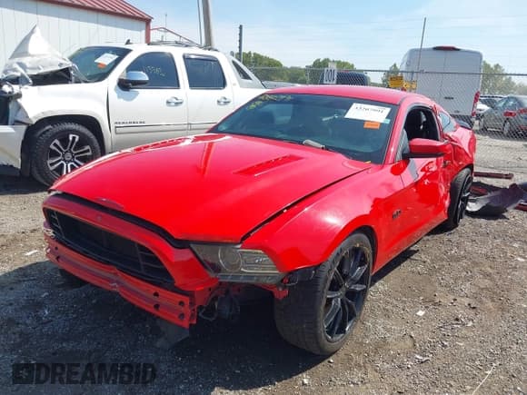 ✅ 2014 Ford Mustang GT • VIN: 1ZVBP8CF5E5200625 • Lot: 43207991. Listed on IAAI with 122,978 mi. Free auction sales archive from the USA and detailed vehicle history report at DreamBid. Image 2.