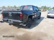 ✅ 2018 Chevrolet Silverado 2500HD LT • VIN: 1GC1KVEY3JF287701 • Lot: 42992874. Wystawiony na IAAI z przebiegiem 146 945 mil. Bezpłatny archiwum sprzedaży aukcyjnych z USA i szczegółowy raport historii pojazdu na DreamBid. Zdjęcie 4.