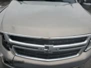 ✅ 2017 Chevrolet Suburban LT • VIN: 1GNSKHKC8HR271959 • Lot: 81591794. Wystawiony na Copart z przebiegiem 148 021 mil. Bezpłatny archiwum sprzedaży aukcyjnych z USA i szczegółowy raport historii pojazdu na DreamBid. Zdjęcie 12.