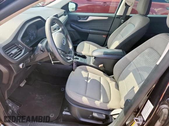 ✅ 2022 Ford Escape S • VIN: 1FMCU0F67NUB17809 • Лот: 85699475. Опубликован ранее на Copart с пробегом 129 475 миль. Бесплатный доступ к архиву аукционных продаж из США и подробный отчёт об истории автомобиля на DreamBid. Изображение 7.