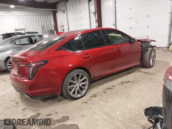 ✅ 2024 Cadillac CT5-V • VIN: 1G6DV5RW8R0101228 • Лот: 41309095. Опубликован ранее на IAAI с пробегом 10 323 миль. Бесплатный доступ к архиву аукционных продаж из США и подробный отчёт об истории автомобиля на DreamBid. Изображение 4.