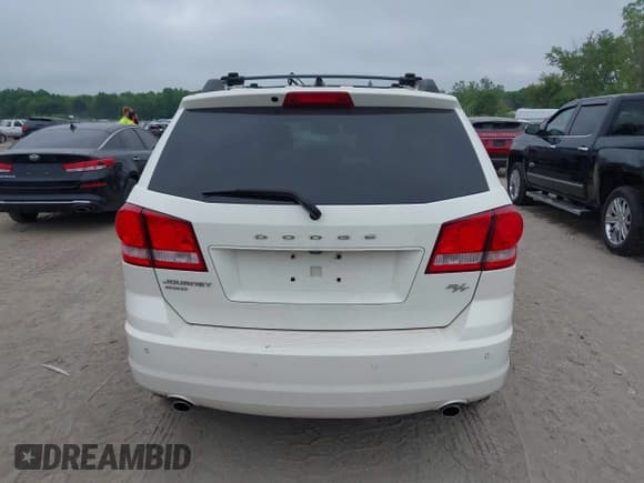 ✅ 2011 Dodge Journey R/T • VIN: 3D4PH6FG2BT515203 • Лот: 42429469. Опубликован ранее на IAAI с пробегом 188 970 миль. Бесплатный доступ к архиву аукционных продаж из США и подробный отчёт об истории автомобиля на DreamBid. Изображение 15.