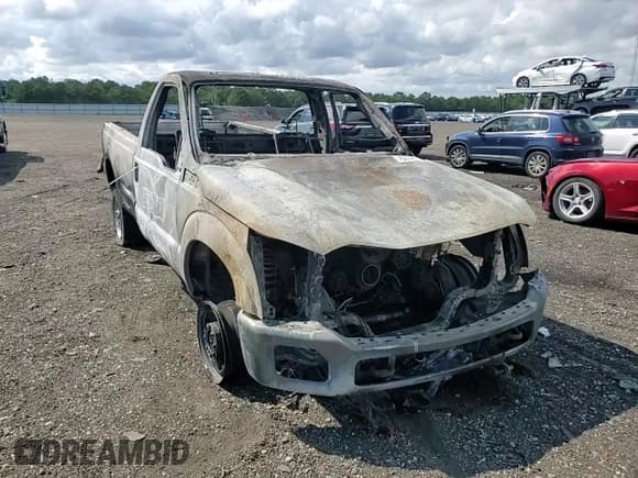 ✅ 2014 Ford F-250 XL • VIN: 1FTBF2B61EEB38791 • Lot: 70748575. Listed on Copart with Not provided. Free auction sales archive from the USA and detailed vehicle history report at DreamBid. Image 12.
