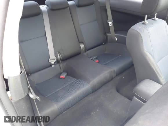 ✅ 2005 Scion tC • VIN: JTKDE177250021461 • Lot: 42981522. Wystawiony na IAAI z przebiegiem 188 101 mil. Bezpłatny archiwum sprzedaży aukcyjnych z USA i szczegółowy raport historii pojazdu na DreamBid. Zdjęcie 8.