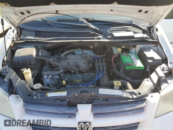 ✅ 2010 Dodge Grand Caravan Cargo • VIN: 2D4CN1AE3AR258327 • Lot: 82913514. Listed on Copart with 162,786 mi. Free auction sales archive from the USA and detailed vehicle history report at DreamBid. Image 12.