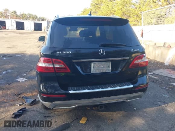 ✅ 2014 Mercedes-Benz M 350 • VIN: 4JGDA5HB9EA272383 • Lot: 41143418. Listed on IAAI with 164,407 mi. Free auction sales archive from the USA and detailed vehicle history report at DreamBid. Image 16.