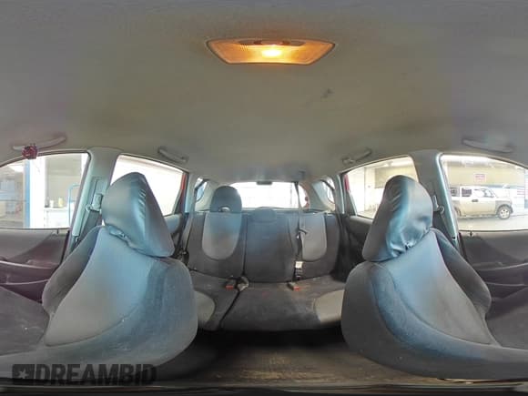 ✅ 2008 Honda Fit • VIN: JHMGD38408S017536 • Лот: 87182305. Опубликован ранее на Copart с пробегом 174 745 миль. Бесплатный доступ к архиву аукционных продаж из США и подробный отчёт об истории автомобиля на DreamBid. Изображение 14.