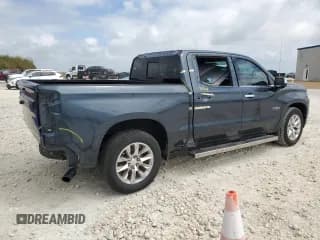 ✅ 2020 Chevrolet Silverado 1500 • VIN: 1GCUWEED9LZ162119 • Lot: 69660514. Wystawiony na Copart z przebiegiem 104 467 mil. Bezpłatny archiwum sprzedaży aukcyjnych z USA i szczegółowy raport historii pojazdu na DreamBid. Zdjęcie 3.