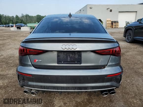 ✅ 2023 Audi S3 Premium • VIN: WAUG3CGY6PA102472 • Lot: 63272125. Wystawiony na Copart z przebiegiem 39 428 mil. Bezpłatny archiwum sprzedaży aukcyjnych z USA i szczegółowy raport historii pojazdu na DreamBid. Zdjęcie 6.