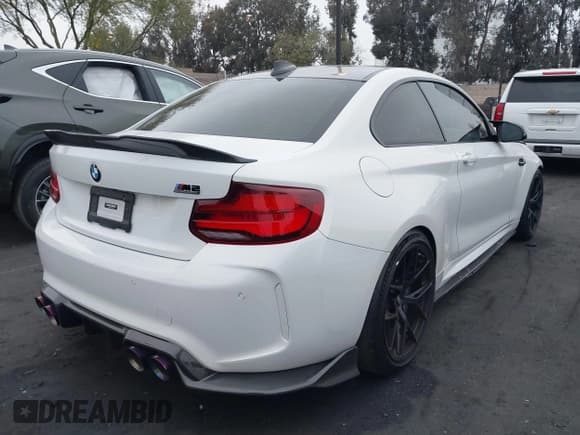 ✅ 2021 BMW M2 Competition • VIN: WBS2U7C02M7H08082 • Lot: 42159947. Listed on IAAI with 22,830 mi. Free auction sales archive from the USA and detailed vehicle history report at DreamBid. Image 4.