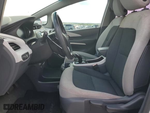 ✅ 2017 Chevrolet Bolt EV LT • VIN: 1G1FW6S02H4110523 • Lot: 60419394. Wystawiony na Copart z przebiegiem 33 675 mil. Bezpłatny archiwum sprzedaży aukcyjnych z USA i szczegółowy raport historii pojazdu na DreamBid. Zdjęcie 7.