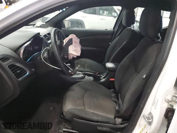 ✅ 2014 Dodge Avenger SE • VIN: 1C3CDZAB9EN162150 • Лот: 45199545. Опубликован ранее на Copart с пробегом Не указан. Бесплатный доступ к архиву аукционных продаж из США и подробный отчёт об истории автомобиля на DreamBid. Изображение 7.