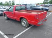 ✅ 2001 GMC Sonoma SL • VIN: 1GTCS14561K182425 • Lot: 42270812. Wystawiony na IAAI z przebiegiem 230 344 mil. Bezpłatny archiwum sprzedaży aukcyjnych z USA i szczegółowy raport historii pojazdu na DreamBid. Zdjęcie 3.