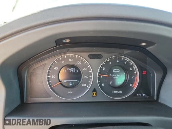 ✅ 2008 Volvo XC70 • VIN: YV4BZ982381028323 • Lot: 87476115. Listed on Copart with 85,292 mi. Free auction sales archive from the USA and detailed vehicle history report at DreamBid. Image 9.