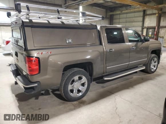 ✅ 2015 Chevrolet Silverado 1500 LTZ • VIN: 3GCUKSECXFG243412 • Lot: 43289105. Wystawiony na Copart z przebiegiem 132 828 mil. Bezpłatny archiwum sprzedaży aukcyjnych z USA i szczegółowy raport historii pojazdu na DreamBid. Zdjęcie 3.