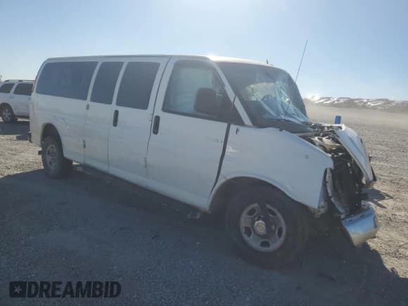 ✅ 2014 Chevrolet Express Passenger LT • VIN: 1GAZG1FG7E1159752 • Lot: 87190335. Listed on Copart with Not provided. Free auction sales archive from the USA and detailed vehicle history report at DreamBid. Image 4.