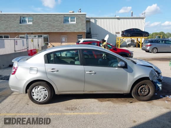 ✅ 2012 Nissan Sentra 2.0 • VIN: 3N1AB6AP6CL651883 • Lot: 43252318. Wystawiony na IAAI z przebiegiem 109 716 mil. Bezpłatny archiwum sprzedaży aukcyjnych z USA i szczegółowy raport historii pojazdu na DreamBid. Zdjęcie 14.