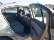 ✅ 2008 Nissan Sentra S • VIN: 3N1AB61EX8L708317 • Лот: 43724321. Опубликован ранее на IAAI с пробегом 205 259 миль. Бесплатный доступ к архиву аукционных продаж из США и подробный отчёт об истории автомобиля на DreamBid. Изображение 8.