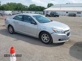 2014 Chevrolet Malibu LS z VIN 1G11A5SL5EF136370, wystawiony jako IAAI lot #42913738 z przebiegiem 164 176 mil mil oraz . Historia ofert i sprzedaży dostępna na DreamBid. Obrazek 1.