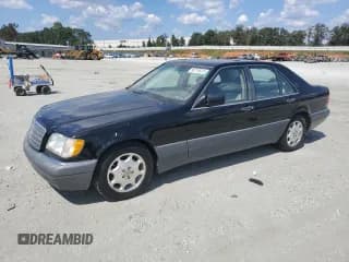 ✅ 1995 Mercedes-Benz S 320 • VIN: WDBGA32E5SA258984 • Lot: 80719575. Wystawiony na Copart z przebiegiem 191 794 mil. Bezpłatny archiwum sprzedaży aukcyjnych z USA i szczegółowy raport historii pojazdu na DreamBid. Zdjęcie 1.