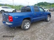 ✅ 2010 Dodge Dakota Bighorn/Lonestar • VIN: 1D7CW3GPXAS116883 • Lot: 42329654. Wystawiony na IAAI z przebiegiem 90 057 mil. Bezpłatny archiwum sprzedaży aukcyjnych z USA i szczegółowy raport historii pojazdu na DreamBid. Zdjęcie 4.