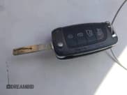 ✅ 2019 Hyundai Santa Fe SE • VIN: 5NMS23AD8KH030713 • Lot: 43592667. Wystawiony na IAAI z przebiegiem 74 344 mil. Bezpłatny archiwum sprzedaży aukcyjnych z USA i szczegółowy raport historii pojazdu na DreamBid. Zdjęcie 11.