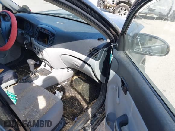 ✅ 2009 Hyundai Accent Auto GLS • VIN: KMHCN46C39U334712 • Лот: 42334874. Опубликован ранее на IAAI с пробегом 193 090 миль. Бесплатный доступ к архиву аукционных продаж из США и подробный отчёт об истории автомобиля на DreamBid. Изображение 5.