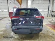 ✅ 2021 Toyota RAV4 LE • VIN: 2T3F1RFV7MC243211 • Лот: 95838965. Опубликован ранее на Copart с пробегом 77 242 миль. Бесплатный доступ к архиву аукционных продаж из США и подробный отчёт об истории автомобиля на DreamBid. Изображение 6.
