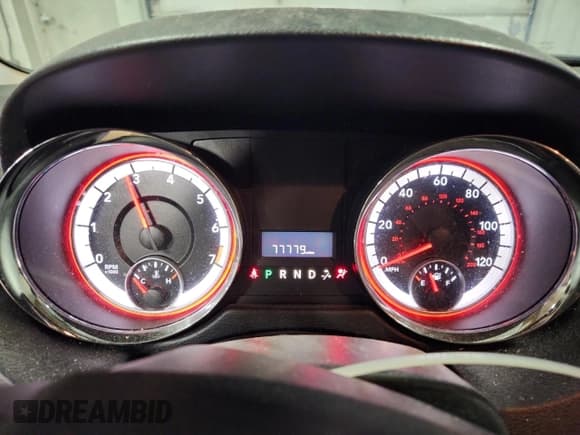 ✅ 2014 Dodge Grand Caravan SE • VIN: 2C4RDGBG1ER419261 • Lot: 92303605. Wystawiony na Copart z przebiegiem 77 779 mil. Bezpłatny archiwum sprzedaży aukcyjnych z USA i szczegółowy raport historii pojazdu na DreamBid. Zdjęcie 9.