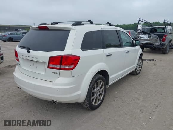 ✅ 2011 Dodge Journey R/T • VIN: 3D4PH6FG2BT515203 • Лот: 42429469. Опубликован ранее на IAAI с пробегом 188 970 миль. Бесплатный доступ к архиву аукционных продаж из США и подробный отчёт об истории автомобиля на DreamBid. Изображение 4.