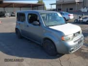 ✅ 2011 Nissan Cube SL • VIN: JN8AZ2KR1BT212025 • Лот: 43583959. Опубликован ранее на IAAI с пробегом 282 566 миль. Бесплатный доступ к архиву аукционных продаж из США и подробный отчёт об истории автомобиля на DreamBid. Изображение 1.