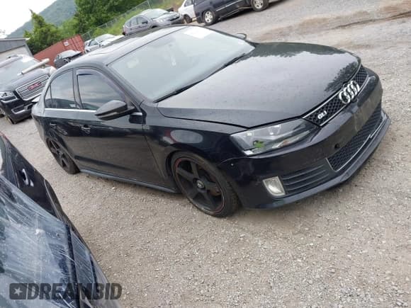 ✅ 2012 Volkswagen Jetta Autobahn • VIN: 3VW4A7AJ3CM393831 • Lot: 42292910. Listed on IAAI with 162,611 mi. Free auction sales archive from the USA and detailed vehicle history report at DreamBid. Image 1.