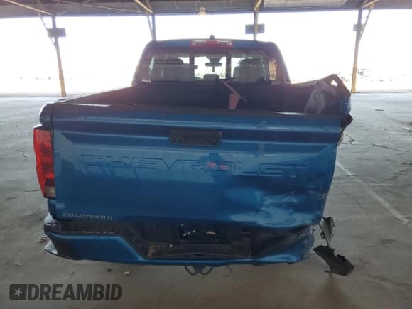 ✅ 2023 Chevrolet Colorado 2WD LT • VIN: 1GCPSCEK4P1228706 • Лот: 71816845. Опубликован ранее на Copart с пробегом 15 284 миль. Бесплатный доступ к архиву аукционных продаж из США и подробный отчёт об истории автомобиля на DreamBid. Изображение 6.