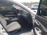 ✅ 2016 Infiniti Q70 • VIN: JN1BY1AR4GM271282 • Lot: 42204923. Wystawiony na IAAI z przebiegiem 104 244 mil. Bezpłatny archiwum sprzedaży aukcyjnych z USA i szczegółowy raport historii pojazdu na DreamBid. Zdjęcie 5.