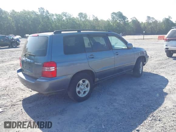 2003 Toyota Highlander with VIN JTEGD21A830066009, listed as a IAAI auction lot 42543516 with 264,635 mi miles and . Bid and sale history available at DreamBid. Image 4.