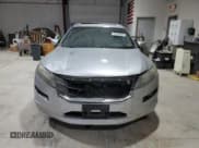 ✅ 2010 Honda Crosstour EX-L • VIN: 5J6TF2H5XAL012335 • Lot: 92404685. Wystawiony na Copart z przebiegiem 187 377 mil. Bezpłatny archiwum sprzedaży aukcyjnych z USA i szczegółowy raport historii pojazdu na DreamBid. Zdjęcie 5.