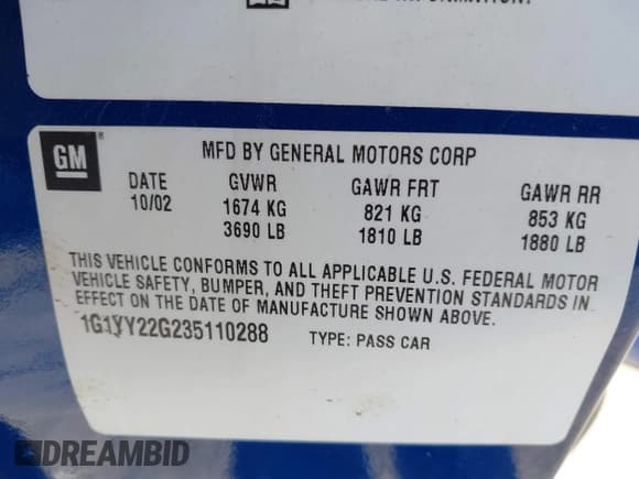 ✅ 2003 Chevrolet Corvette • VIN: 1G1YY22G235110288 • Lot: 42041987. Wystawiony na IAAI z przebiegiem 70 042 mil. Bezpłatny archiwum sprzedaży aukcyjnych z USA i szczegółowy raport historii pojazdu na DreamBid. Zdjęcie 9.