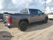 ✅ 2025 Toyota Tundra SR • VIN: 5TFLA5AB0SX043299 • Lot: 81036095. Listed on Copart with 7,372 mi. Free auction sales archive from the USA and detailed vehicle history report at DreamBid. Image 3.