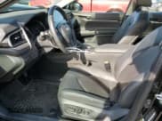 ✅ 2023 Toyota Camry XSE • VIN: 4T1K61BKXPU095337 • Lot: 70128755. Wystawiony na Copart z przebiegiem 62 949 mil. Bezpłatny archiwum sprzedaży aukcyjnych z USA i szczegółowy raport historii pojazdu na DreamBid. Zdjęcie 7.