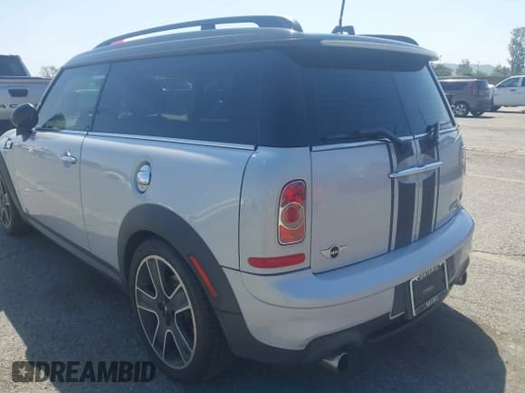 ✅ 2012 MINI Clubman S • VIN: WMWZG3C58CTY39017 • Lot: 41935054. Wystawiony na IAAI z przebiegiem 195 155 mil. Bezpłatny archiwum sprzedaży aukcyjnych z USA i szczegółowy raport historii pojazdu na DreamBid. Zdjęcie 6.